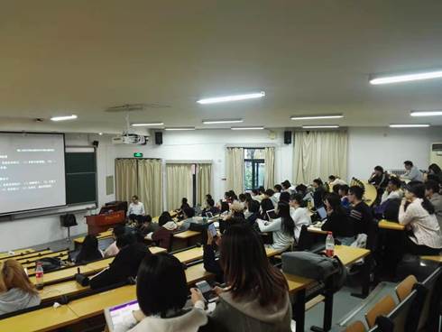 未雨绸缪  积极应对——98858vip威尼斯下载召开2016级本科生就业动员会