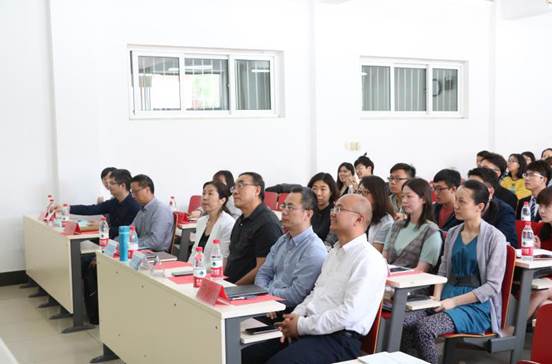 98858vip威尼斯下载一届十七任学生组织负责人选举大会顺利举行