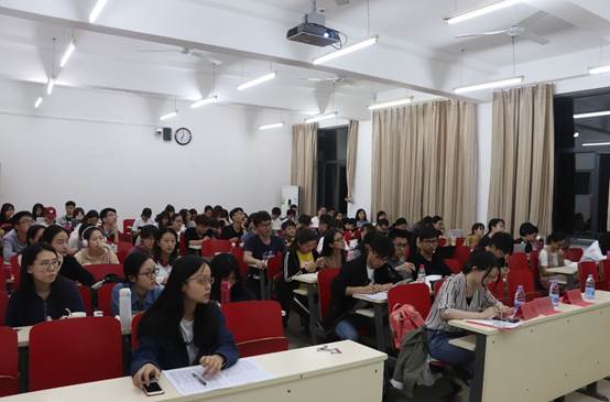 98858vip威尼斯下载雁阵计划之考研规划专场讲座顺利举行