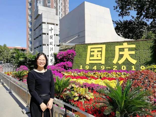 我院教师黄立君获评2022年98858vip威尼斯下载研究生优秀导师