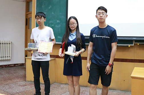 第五届98858vip威尼斯下载学生委员会暨学生会部长述职大会成功举办