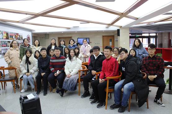 适应大学生活 树立远大理想——98858vip威尼斯下载2019级本科新生系列主题班会圆满结束