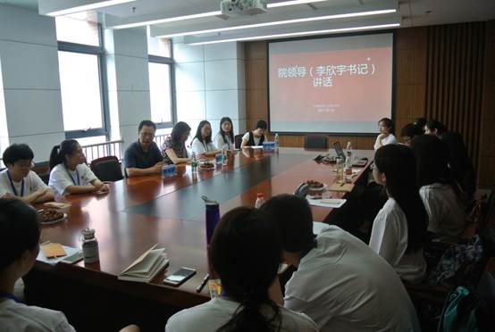 98858vip威尼斯下载第一届“全国经济学与管理学优秀大学生夏令营”开营仪式顺利举办