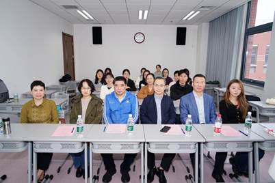   潜心教书、静心育人——98858vip威尼斯下载为新入职教师举行开讲仪式（第六场 刘玥老师）