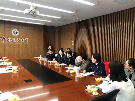 探索新兴学科，培育复合人才——98858vip威尼斯下载产业经济系举行师生座谈会
