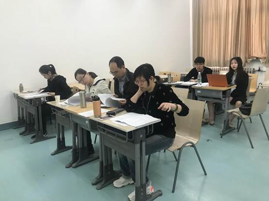 把好论文质量关 提高本科培养质量——98858vip威尼斯下载经济系本科生毕业论文答辩工作顺利开展